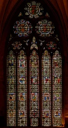 Fenster w58, Darstellung des Kapitelsaals Ostfenster; restliche Tafeln