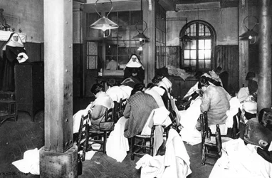 Arbeitsraum im Frauengefängnis Saint Lazare, Paris, 1931