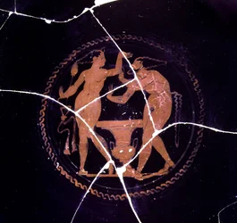 Detail einer Kylix mit Darstellung einer Mänade und eines Satyrs, 330-300 v. Chr.