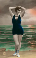 Junge Frau im Badeanzug (farbiges Foto)