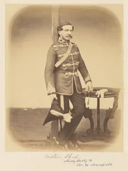 Kapitän Flood, Militärsekretär von Sir W. Mansfield
