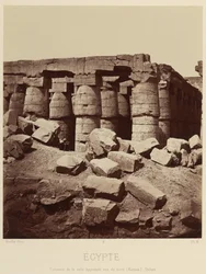 Säulen des Hypostylsaals, von Norden gesehen. [Karnak, Theben]