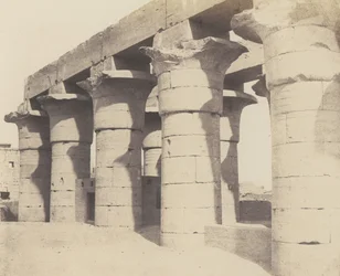 Luxor Theben. Zentrale Konstruktion - Große Kolonnade