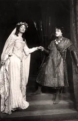 Dorothea Baird 1875-1933 und Harcourt Williams 1880-1957 in Paola und Francesca, 1907