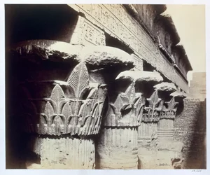 Die Kapitelle des Portikus, Tempel von Khnum, Esna, Ägypten, 1862