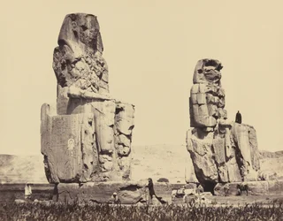 Die Statuen der Ebene, Theben