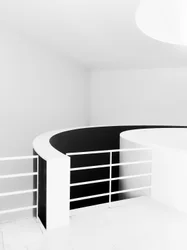 Geschwungene moderne Architektur