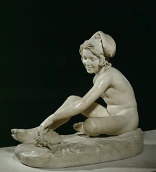 Neapolitanischer Fischerjunge spielt mit einer Schildkröte