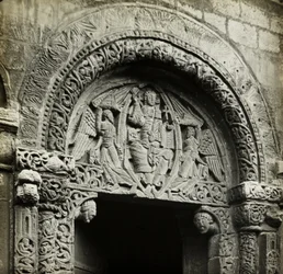 Ely Cathedral: Schnitzerei über der Tür des Priors