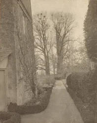 Kelmscott Manor: Im Garten