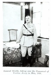 General Robert Nivelle (1856-1924) übernimmt das Kommando der Armee in Verdun, Mai 1916
