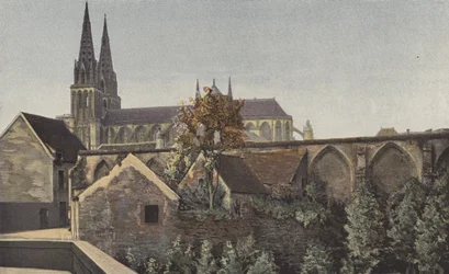 Sees, Kathedrale, Gesamtansicht Süd und Überreste des Kreuzgangs