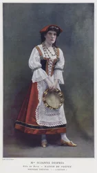 Suzanne Despres als Nora in Ein Puppenheim