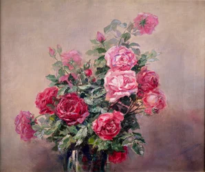 Eine Schale mit roten und rosa Rosen