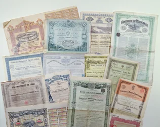 Sammlung von Anleihezertifikaten, frühes 20. Jahrhundert