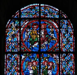 Detail eines Fensters mit der Darstellung der Krönung, aus dem Tod und der Aufnahme der Jungfrau Maria