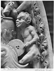Teufel facht das Feuer an, aus dem Jüngsten Gericht der Kathedrale von St. Etienne in Bourges (Detail) (Gipsabdruck von Stein)