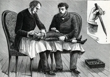 Ärzte untersuchen die Augen eines Kindes und verabreichen Augentropfen (Gravur) 1888