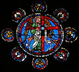 Jüngstes Gericht: Ein Engel mit dem Kreuz