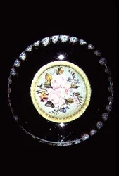 Plakette, Sulfid mit Blumenstrauß, ca. 1845-55
