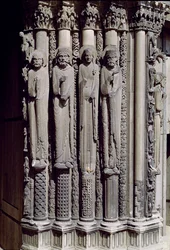 Unbekannte Figur, König Salomo, die Königin von Saba und König David, Gewändefiguren vom Königlichen Portal, 1140-55