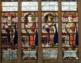 Fenster, das Jacques de Bourbon (1315-61) Comte de la Marche, Jeanne de Chatillon-Saint-Pol (gest. 1371) Jean I de Bourbon (1361-94) und Catherine, Comtesse de Vendome zeigt