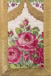 Kasel eines liturgischen Ensembles, gestiftet von Louis-Philippe 1810 (mit Gold bestickte Seide)