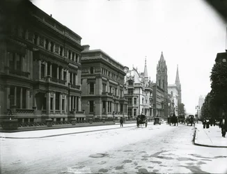 Fifth Avenue, Blick nach Norden von der 49th Street