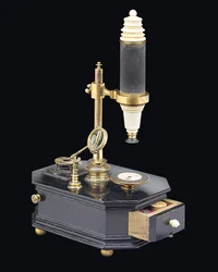 Kastenmikroskop, um 1775