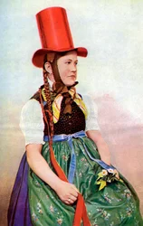 Eine Waldjungfrau in ihrem Sonntagskleid, 1922
