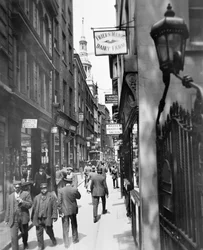 Bow Lane Blick nach Norden, City of London, ca. 1920er