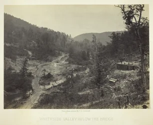 Whiteside-Tal unterhalb der Brücke (1864)