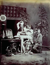 Genrebild des neapolitanischen Alltags: Verkäufer von Fisch, Pasta und anderen Lebensmitteln