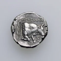 Tetradrachme von Samos, Ionien, Darstellung eines Stiers, ca. 390 v. Chr. (Rückseite)