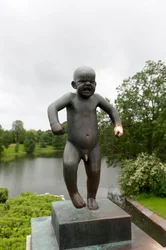 „Sinnataggen“, wütender Junge, Skulptur im Frognerpark, Oslo, Norwegen