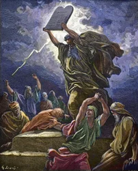 Moses findet das jüdische Volk beim Anbeten des goldenen Kalbs und zerbricht die Gesetzestafeln - Moses zerbricht die Gesetzestafeln - Gustave Doré (1832-1883)