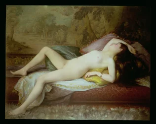 Auf einer Chaiselongue liegender Akt