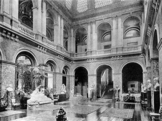Die große Halle, Bridgewater House