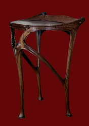 Jugendstil: Birnbaumtisch von Hector Guimard (1867-1942)