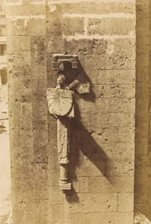 Engel mit Sonnenuhr, an der Kirche von Chartres, 1852