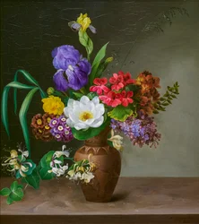 Eine Vase im griechischen Stil mit Iris, Flieder