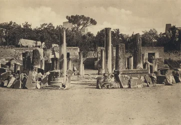 Neapel: Pozzuoli, Tempio Di Serapide (s/w Foto)