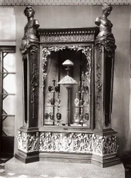 Vitrine, Officina Profumo, Farmaceutica di Santa Maria Novella, Florenz, Italien