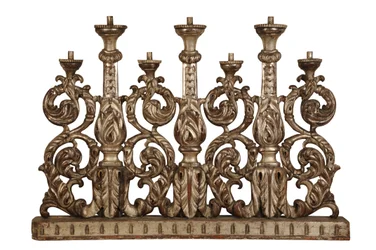 Großformatiger silbervergoldeter Kerzenhalter, ca. 1800