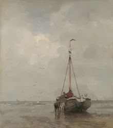 Fischerboot mit stumpfem Bug am Strand von Scheveningen