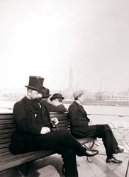 Passagiere auf einer Fähre, Rotterdam, 1898