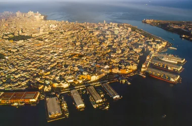 Luftaufnahme von Alt-Havanna, Hafen von Havanna, Kanal del Puerto, Bahia de la Habana