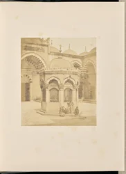 Waschbrunnen im Hof der Neuen Moschee