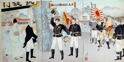 Der Aufstieg des japanischen Reiches: Darstellung der ehemaligen japanischen Gesellschaft links basierend auf einem feudalen System und der neuen rechts, die auf die Entwicklung der Militärkräfte ausgerichtet ist, die Japan zu Kriegen gegen China und Russl