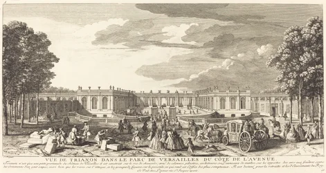 Blick auf Trianon im Park von Versailles von der Avenue-Seite